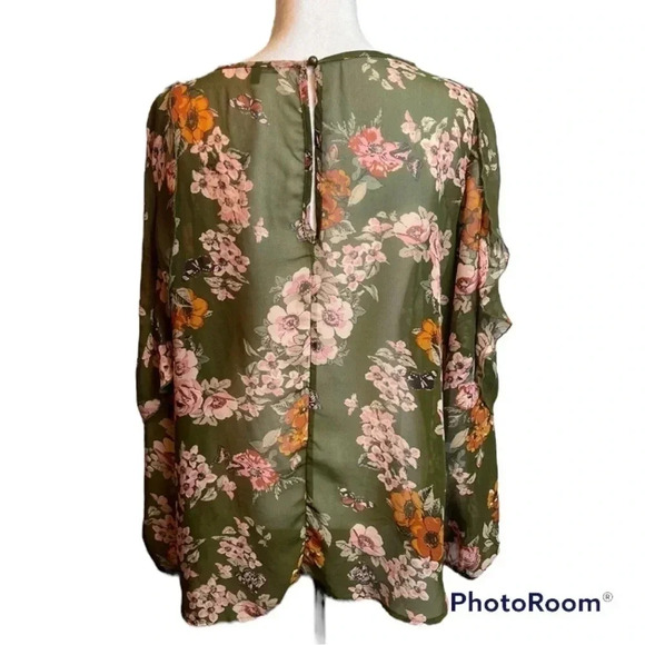 CHARLOTTE Russe floral wrap top - Picture 3 of 9